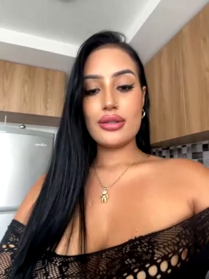 HELLEN_SANTOS