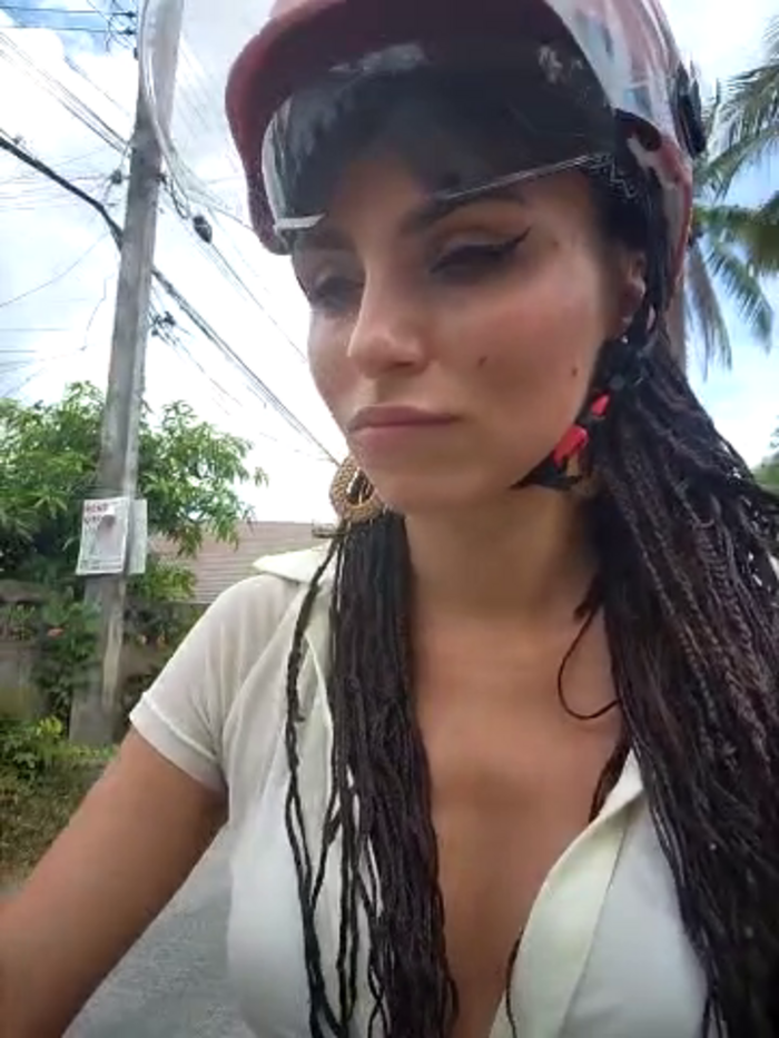 Izabella_Bella
