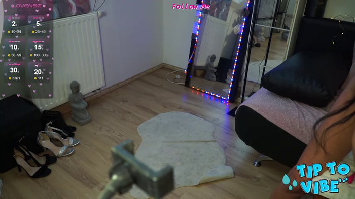 YourJuicyLana
