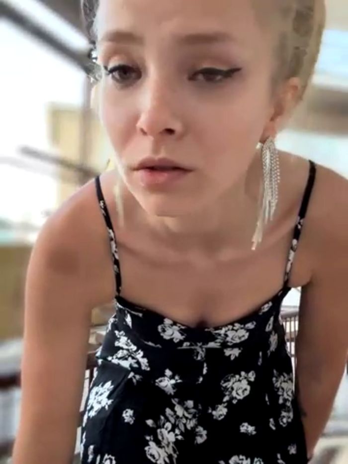 AnastasiaAniess