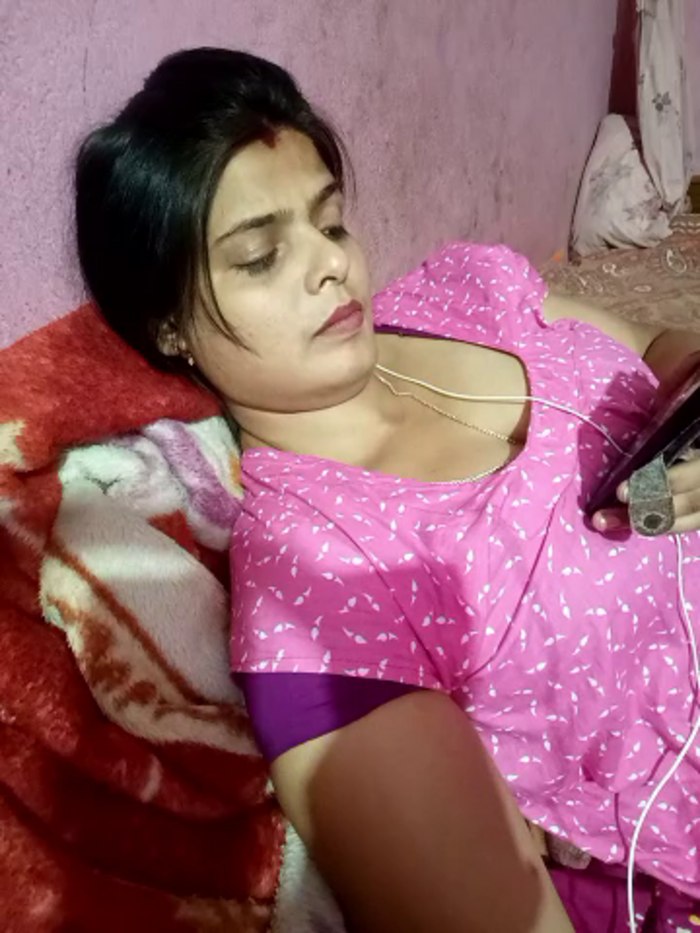 Hot_Pakhi