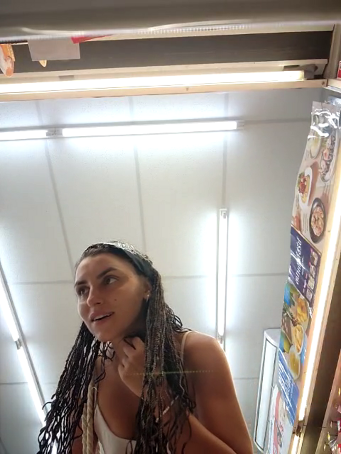 Izabella_Bella
