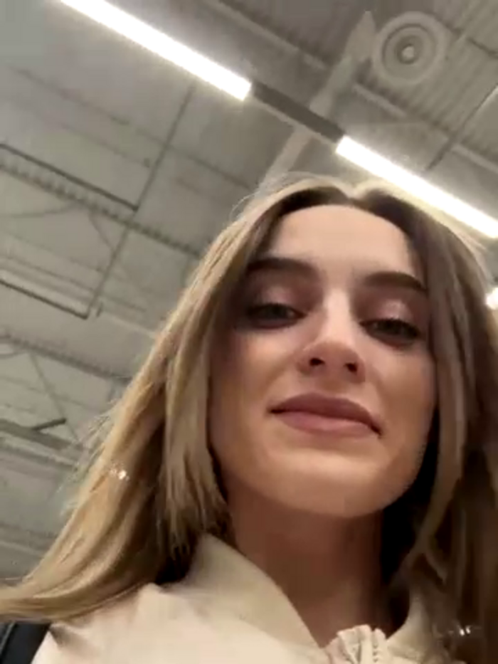 -AngelAri-