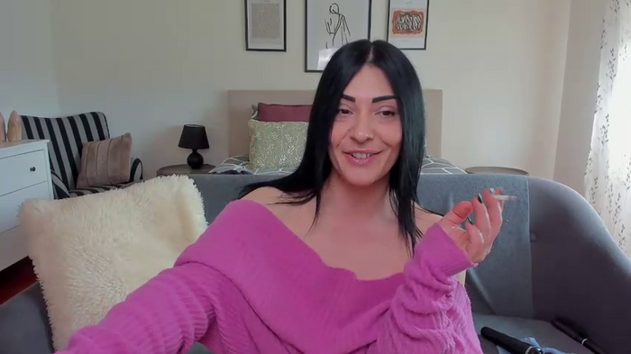 AryaSummersReal