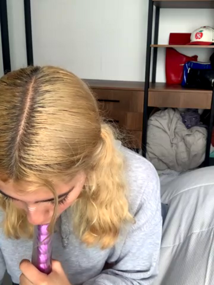 MIA_CUUTE-