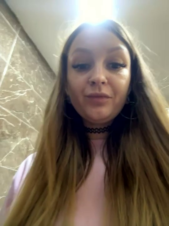 Teya_moon_