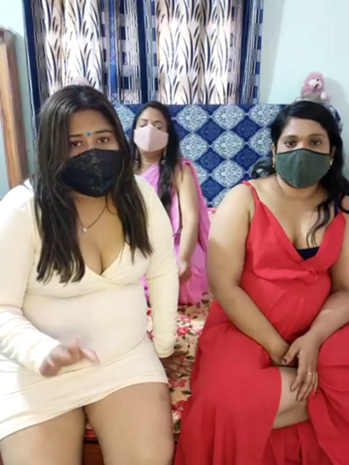 Indian_hotmilfs