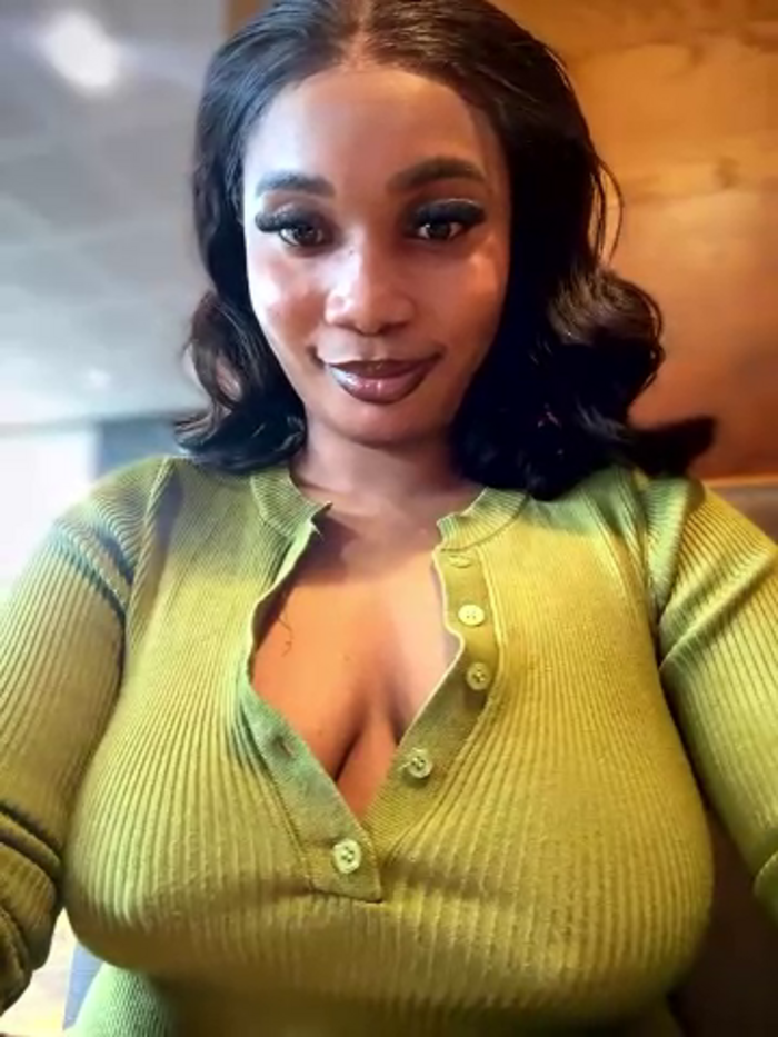 __Nessa__