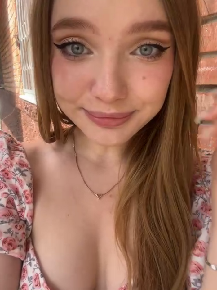 AmmyHot