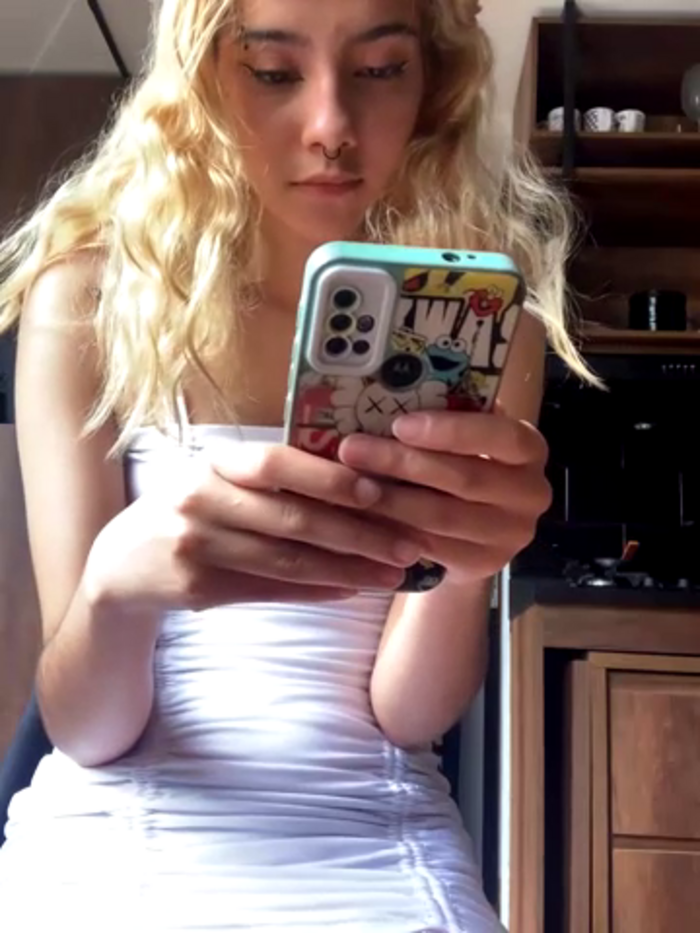 MIA_CUUTE-
