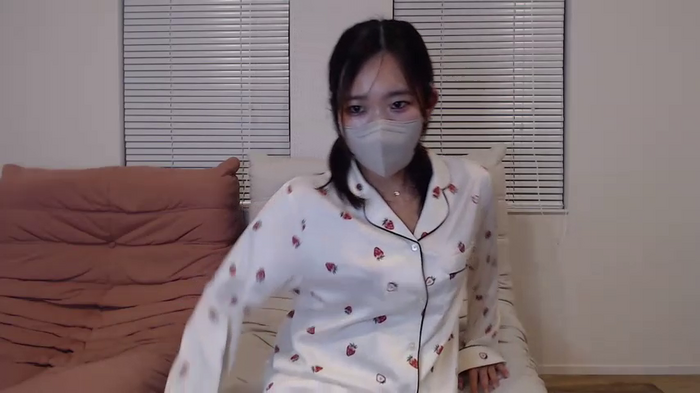 _Ema__