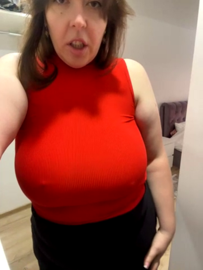 _hot_mommy_2