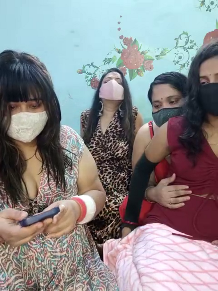 Indian_hotmilfs