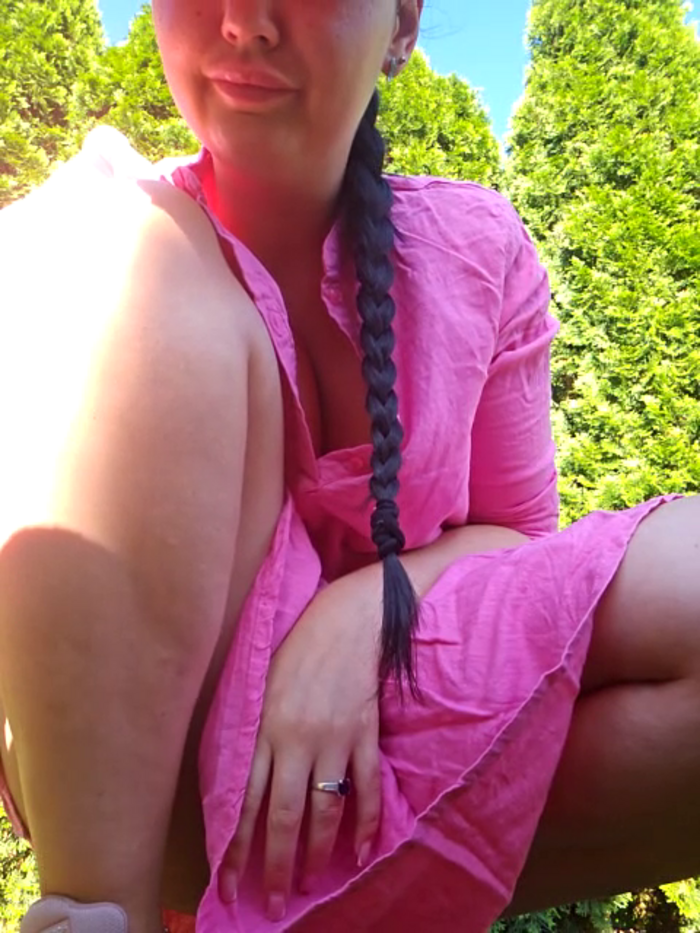 Young_hot_mom