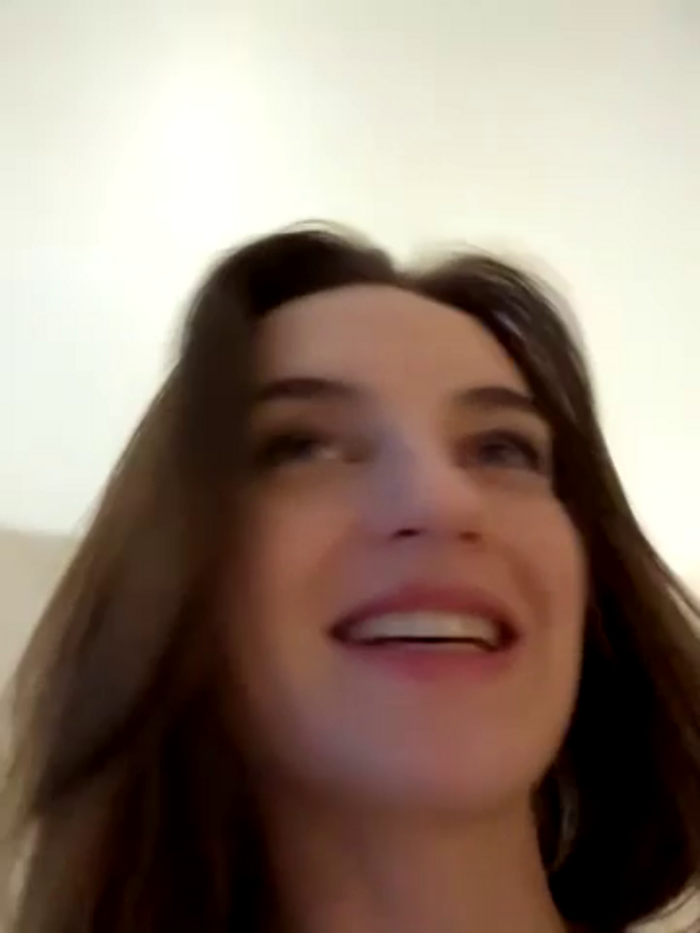 -AngelAri-