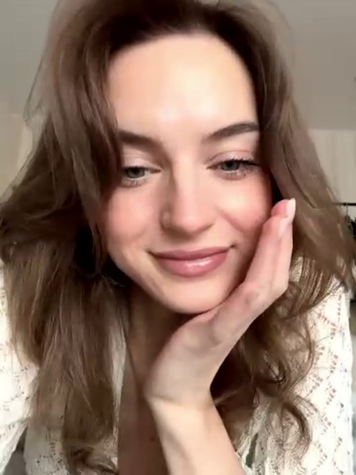 -AngelAri-