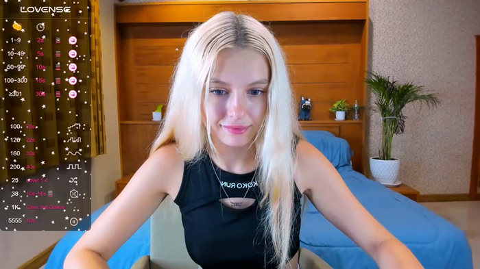 Nensi_blond