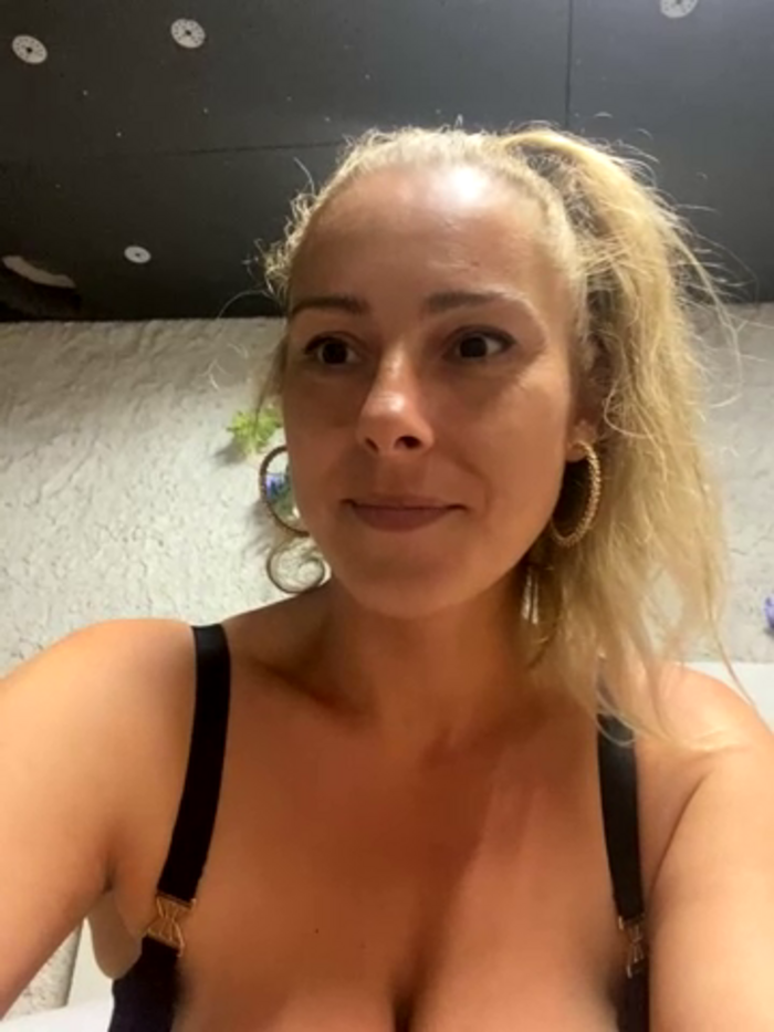 mimi-mya