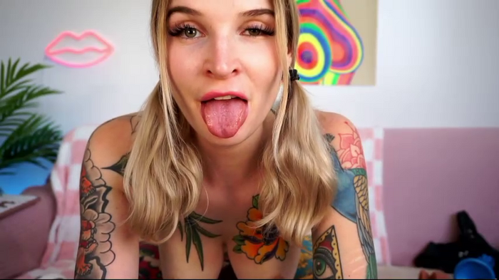 Sophia_Sapphire