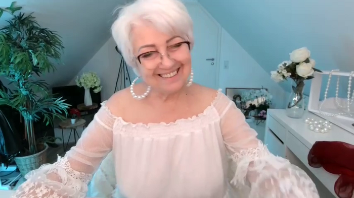 LovelyHelena