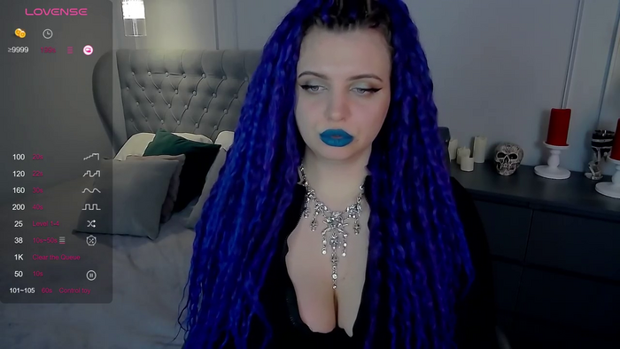 Miss_Maya_Mils