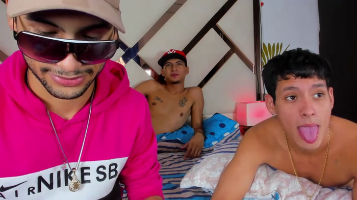 COUPLE_YOUNGSEX