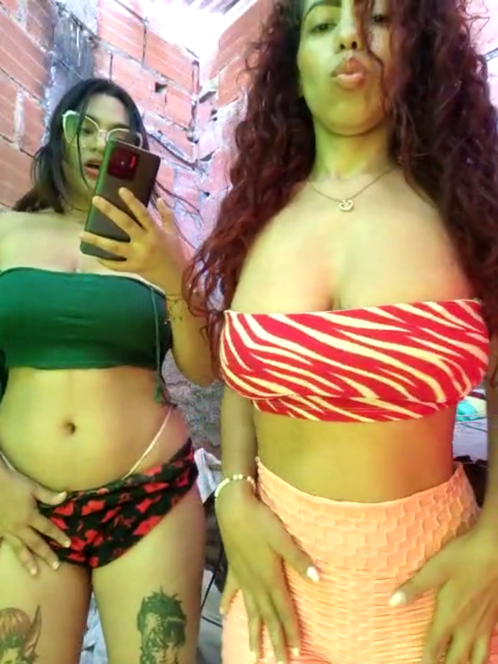 SexyFriends_