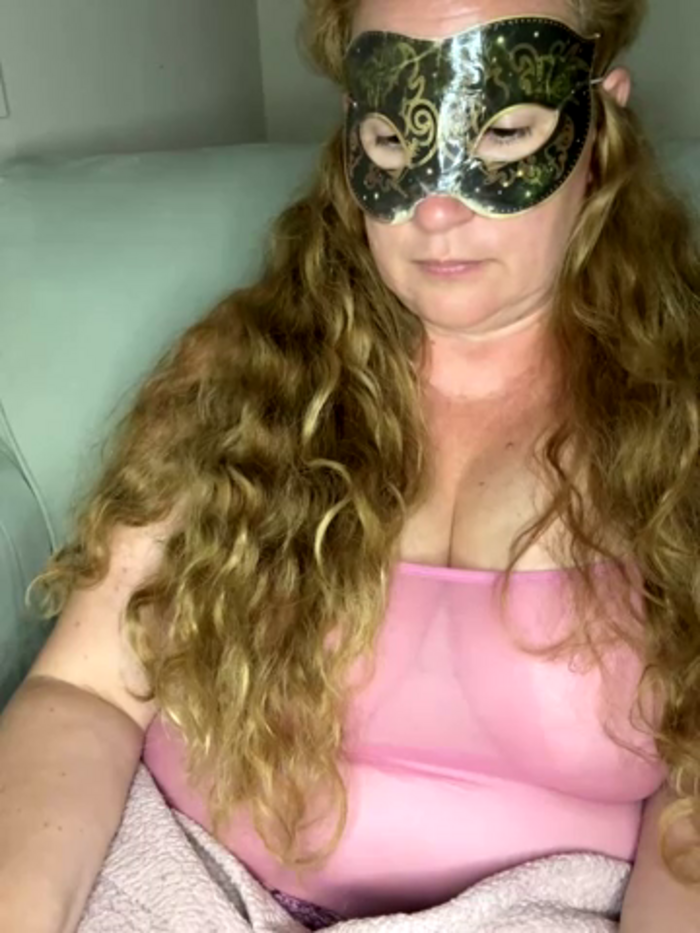 largeboobies30