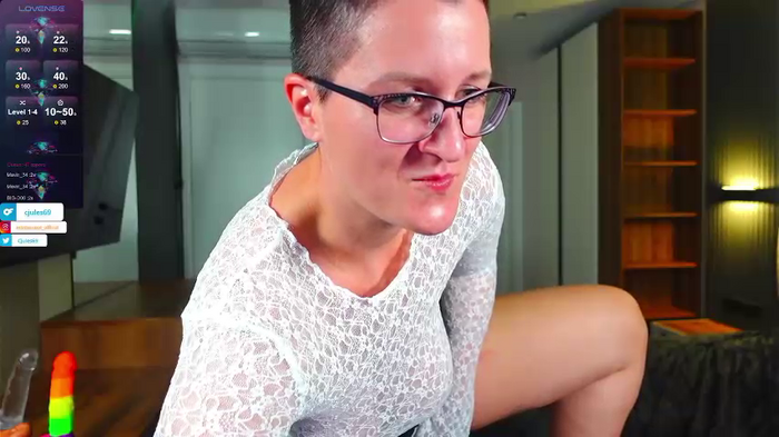 CurvyJules69