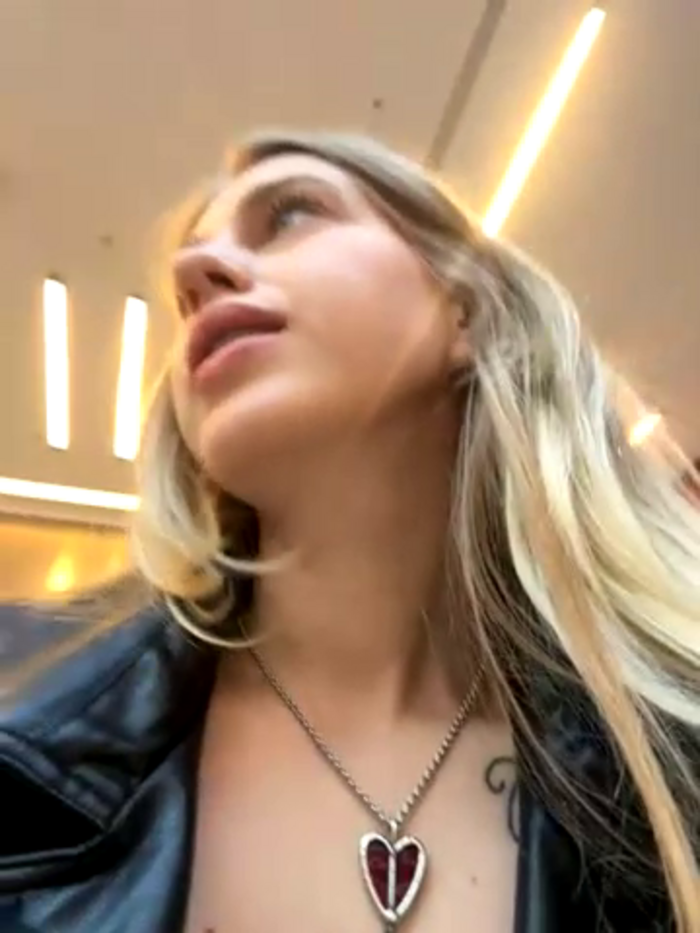 Kira_Miu
