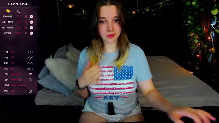 PenelopeOneGrey