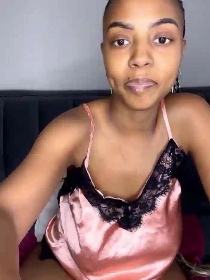 2024/05/14/stripchat-tamia_98-11-28-37
