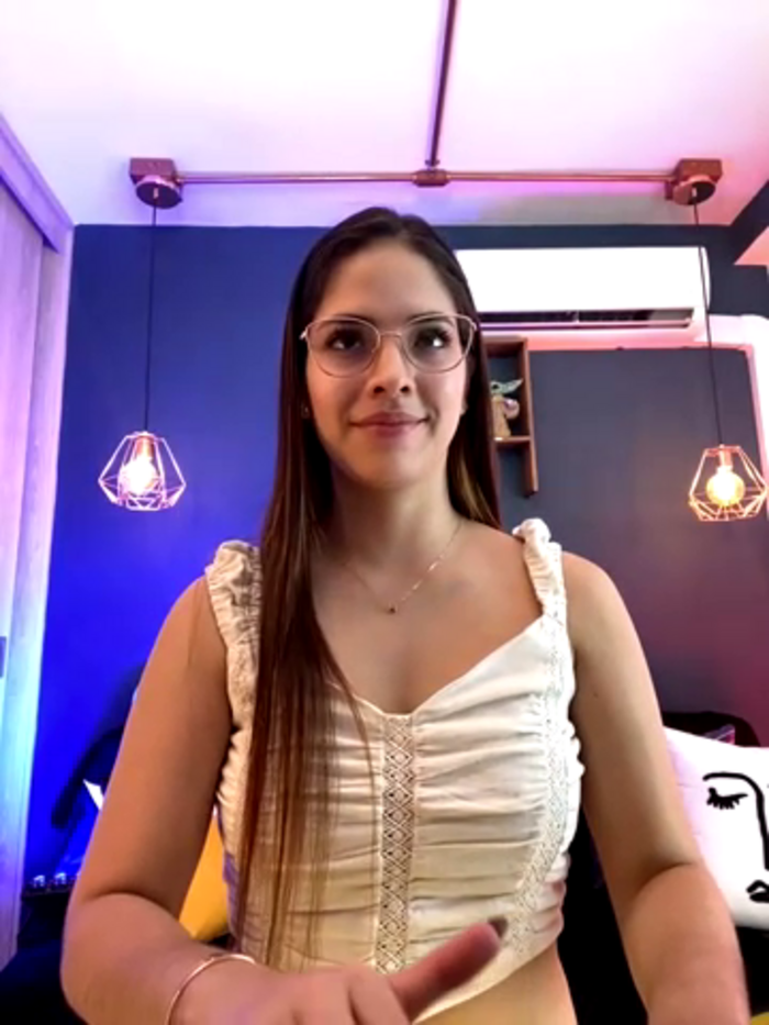 Zoe_Bae