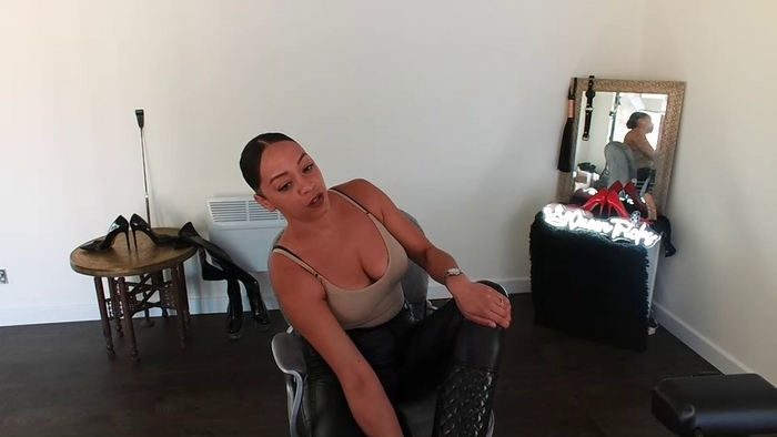 QueenTricks1