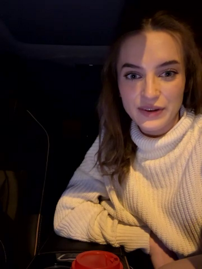 -AngelAri-