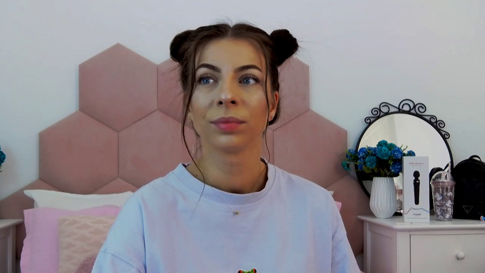MiaEthan