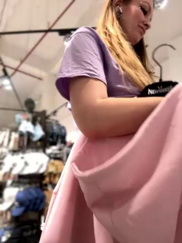 Teya_moon_