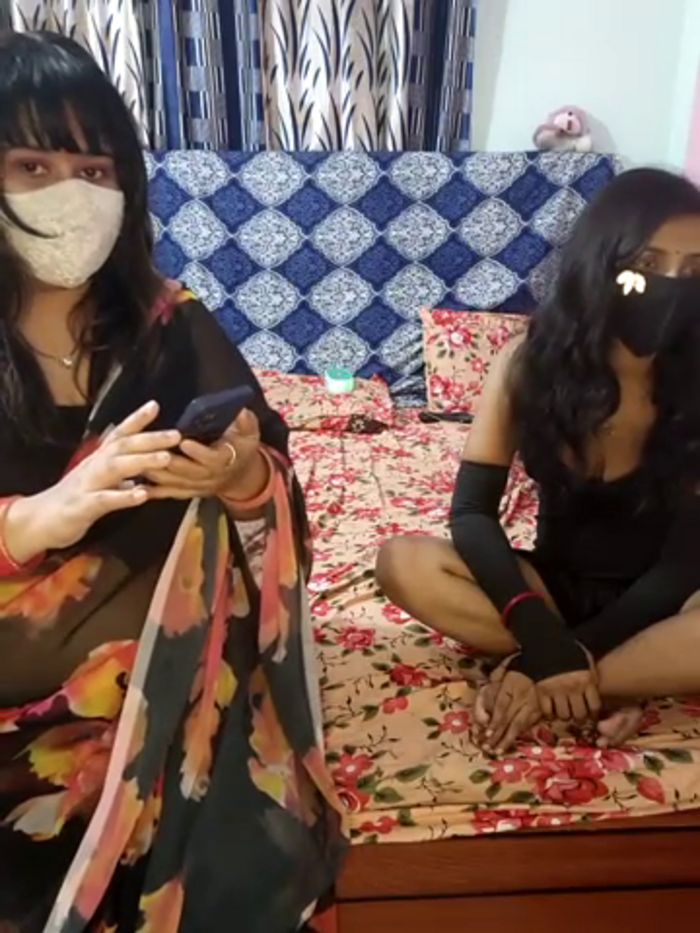 Indian_hotmilfs