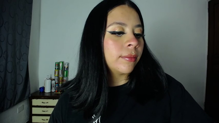 Valentina_Grey0