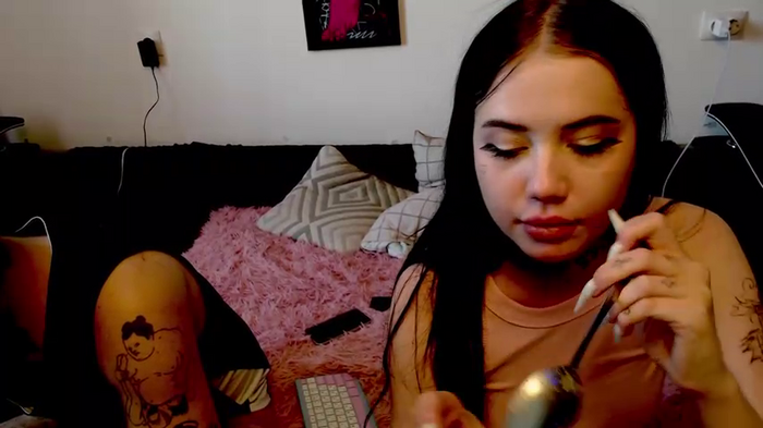 hanna_cry_baby