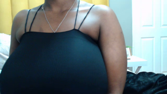 Bustygoddess32