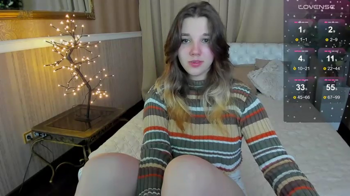 PenelopeOneGrey
