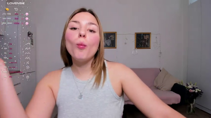 ThreeshaWhite