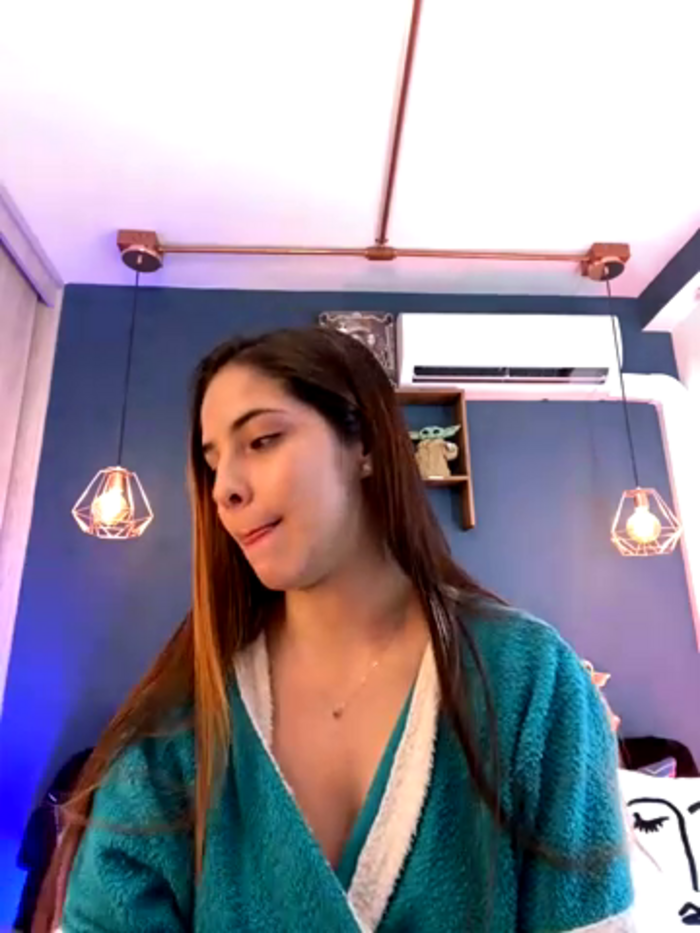 Zoe_Bae