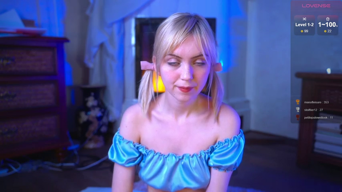 electric_blonde