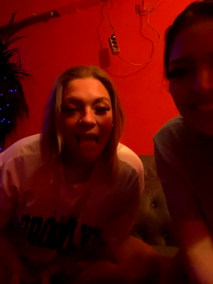 LizzyLush_