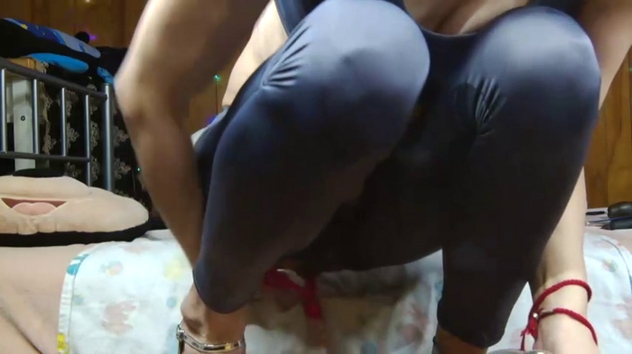 Skinnychinamilf