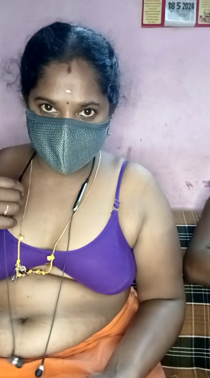tamilvillagecouple1