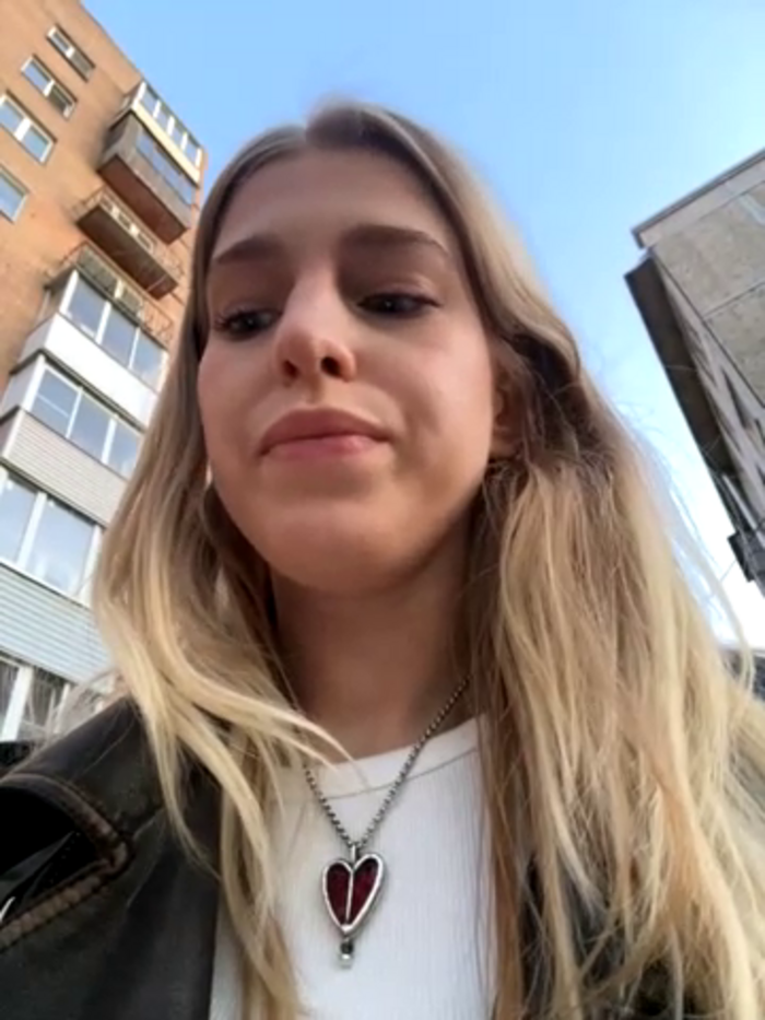 Kira_Miu