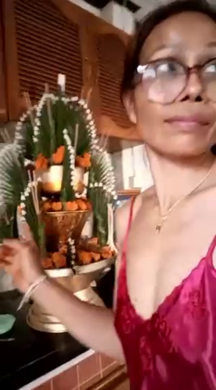 Mama_Eva